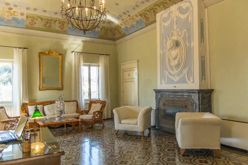 Palazzo di Valli - Lobi