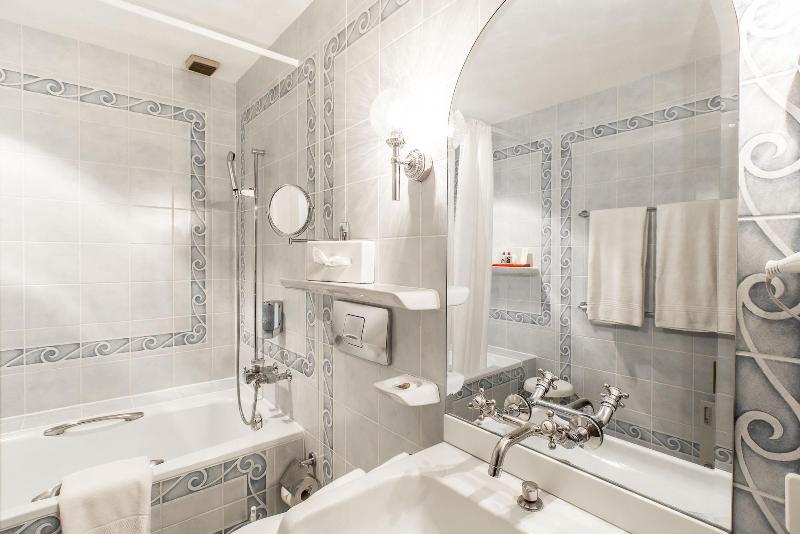Giessbach Grandhotel - Oda