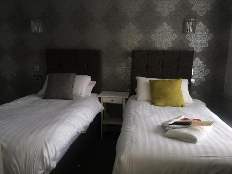 The Star Hotel - Genel