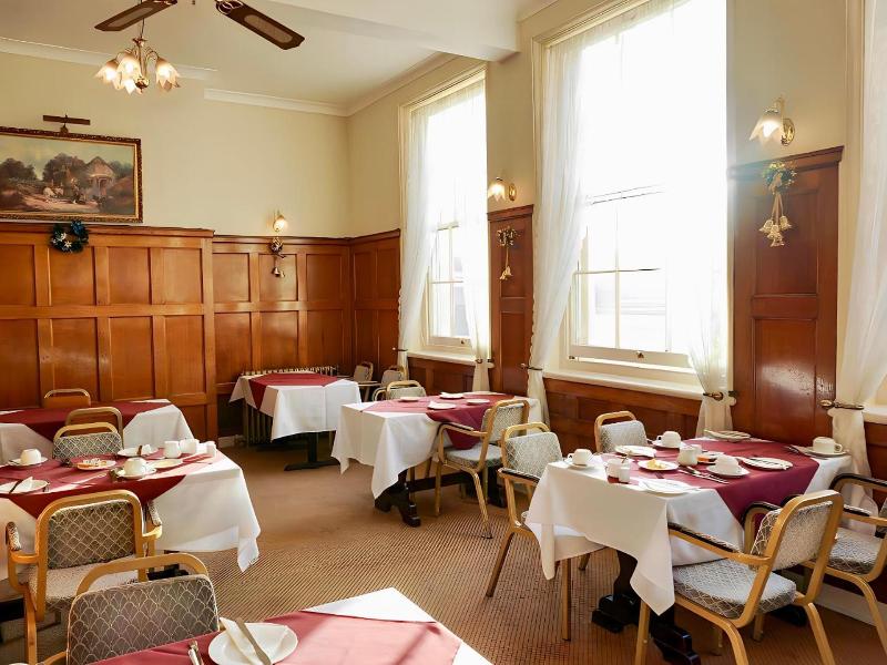The Star Hotel - Genel