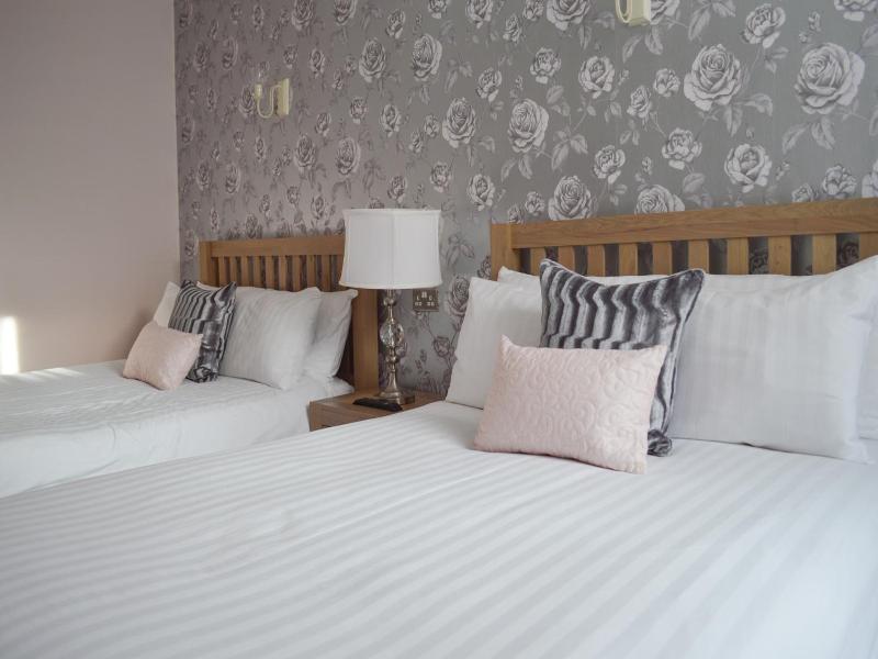 The Star Hotel - Genel