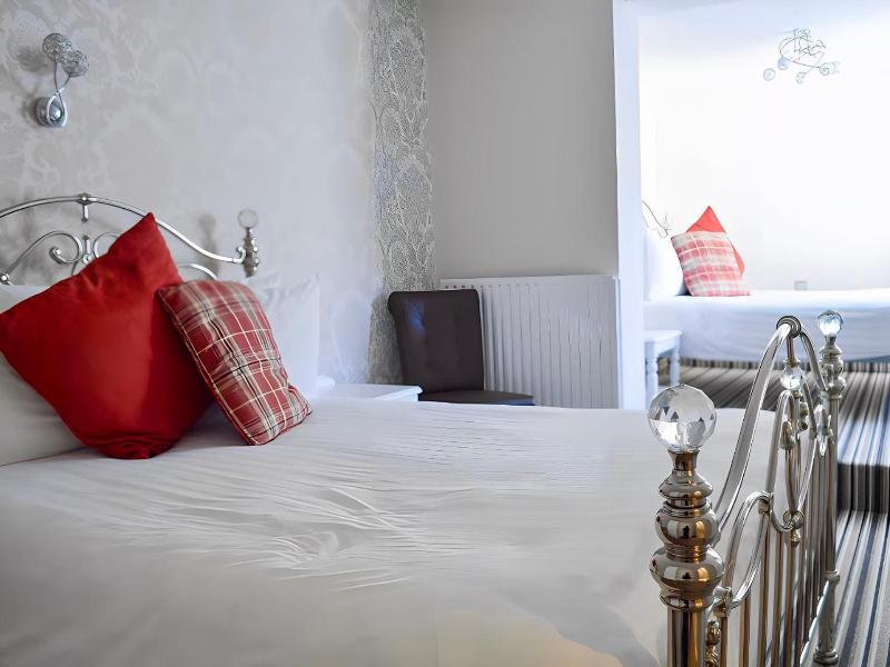 The Star Hotel - Genel