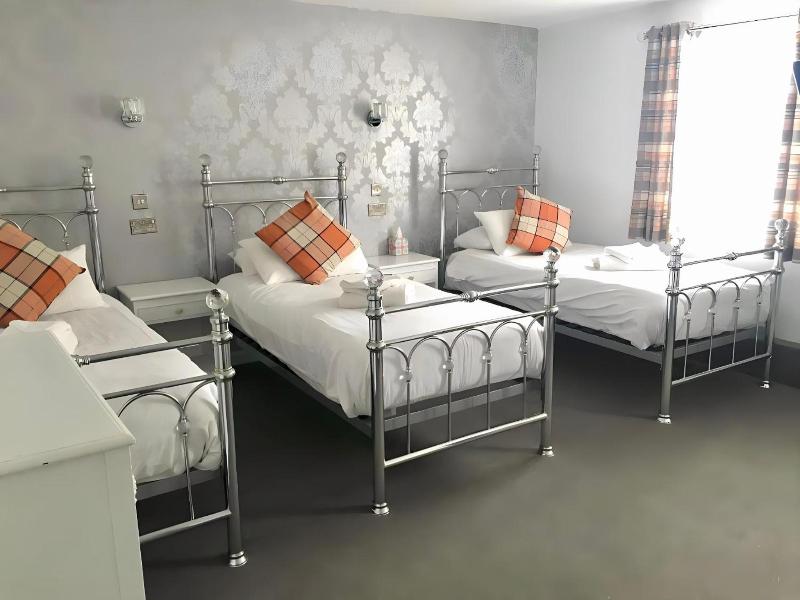 The Star Hotel - Genel