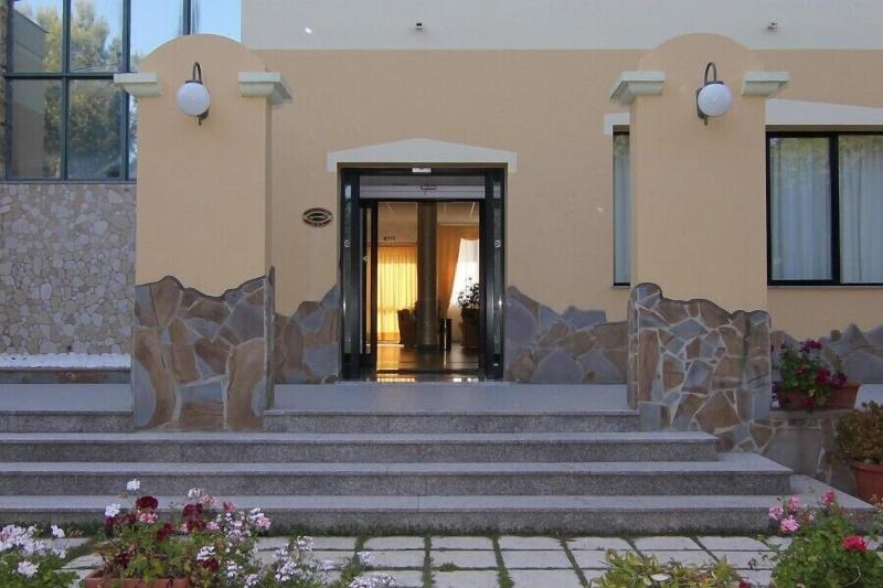 Hotel Cala Dei Pini - Genel