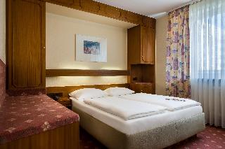 Novum Hotel Stuttgart Hauptbahnhof - Rieker fotoÄŸrafÄ±
