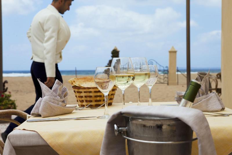 Hotel Le Dune Piscinas - Restoran