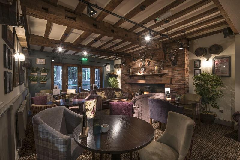 The Swan - Bar