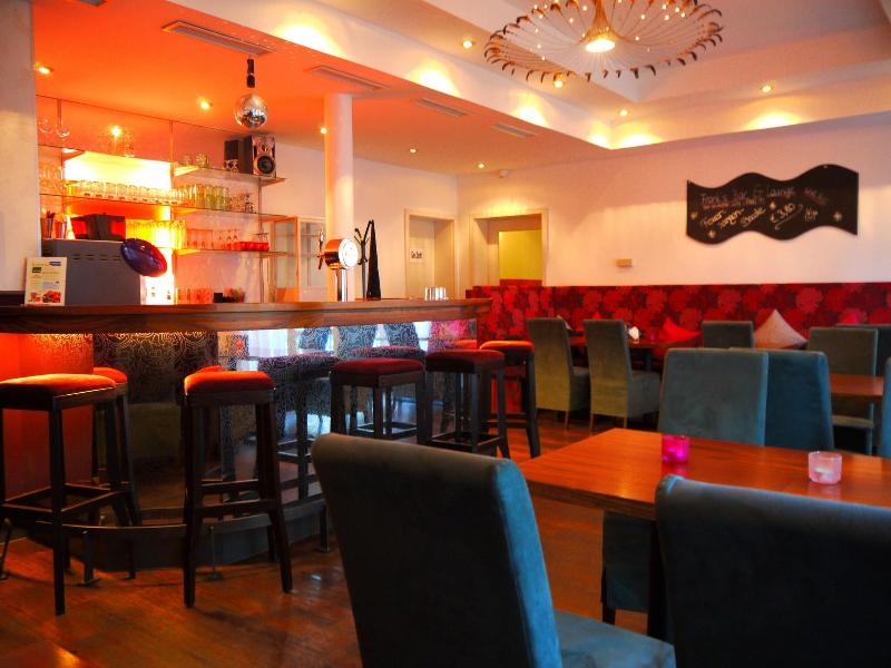 Flair Vier Jahreszeiten - Bar