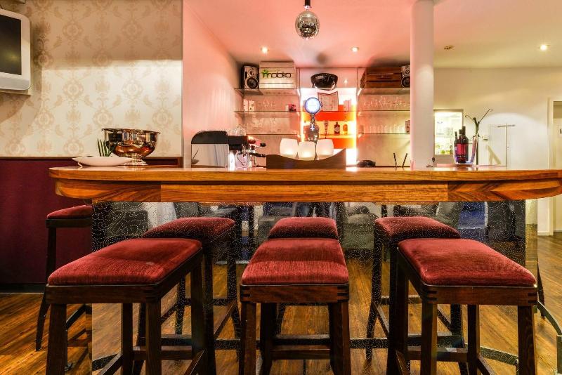 Flair Vier Jahreszeiten - Bar