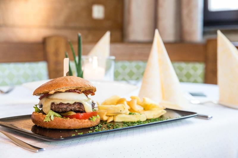 Flair Vier Jahreszeiten - Restoran