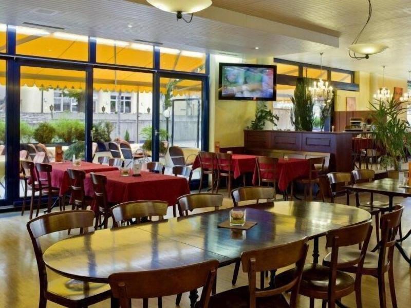 Hotel Good Night Inn - Lobi
