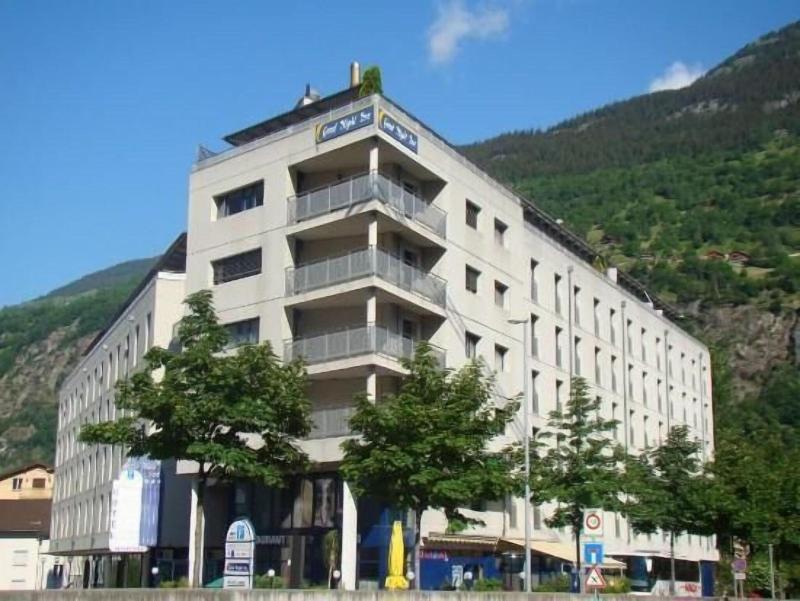 Hotel Good Night Inn - Genel