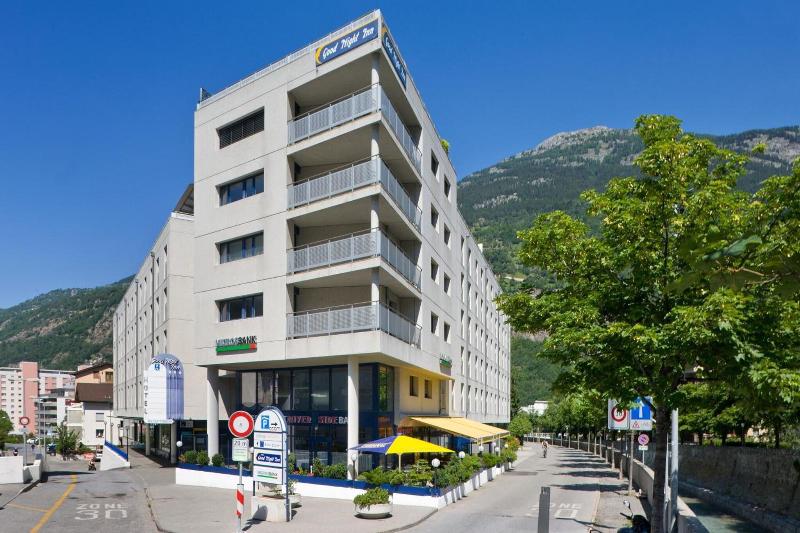 Hotel Good Night Inn - Genel