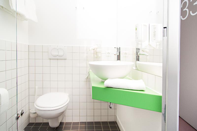B&B HOTEL Salzburg-Süd - Oda