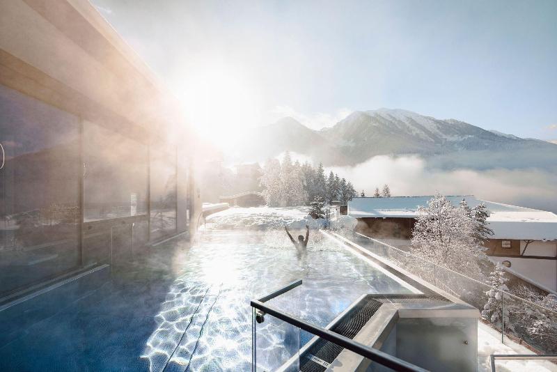 Alpina Family, Spa & Sporthotel - Havuz