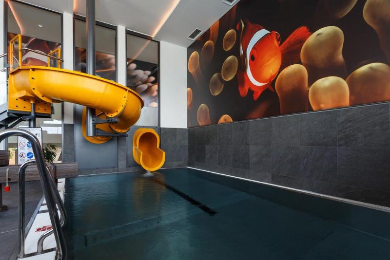 Alpina Family, Spa & Sporthotel - Havuz