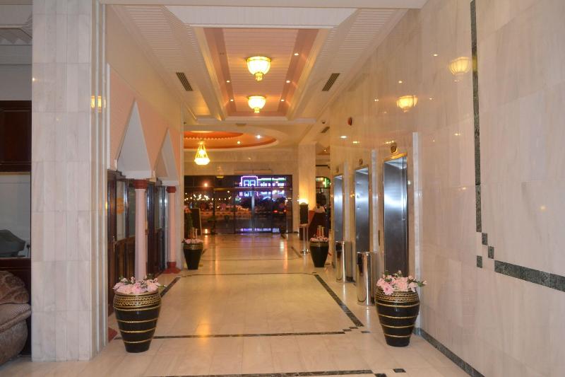 Hamdan Plaza - Lobi