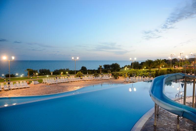 Serenusa Resort - Havuz