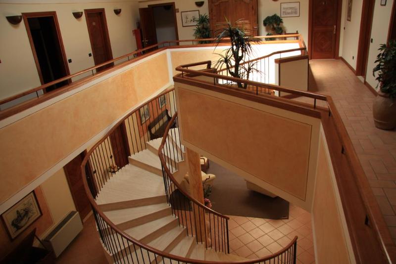 Hotel Sovestro - Lobi