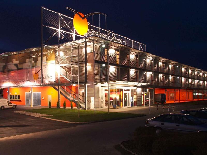 Orange Wings Wiener Neustadt - Genel