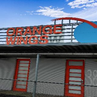 Orange Wings Wiener Neustadt fotoÄŸrafÄ±