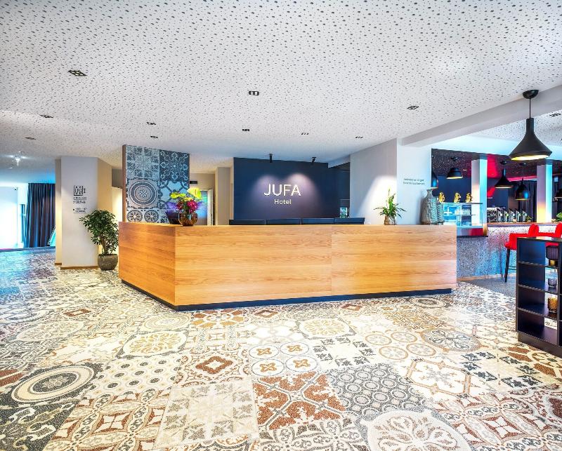 JUFA Hotel Salzburg - Lobi