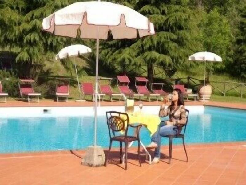 Hotel & Residence Sant'Uberto - Havuz