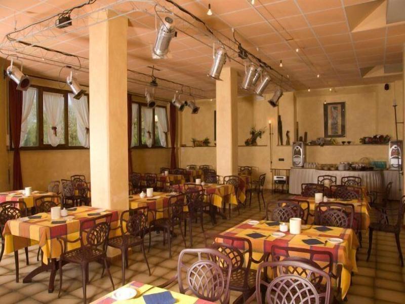 Hotel & Residence Sant'Uberto - Restoran