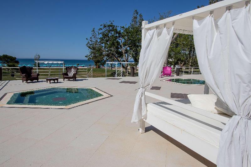 Le Dune Resort BW Signature Collection - Havuz