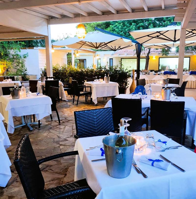 Le Dune Resort BW Signature Collection - Restoran