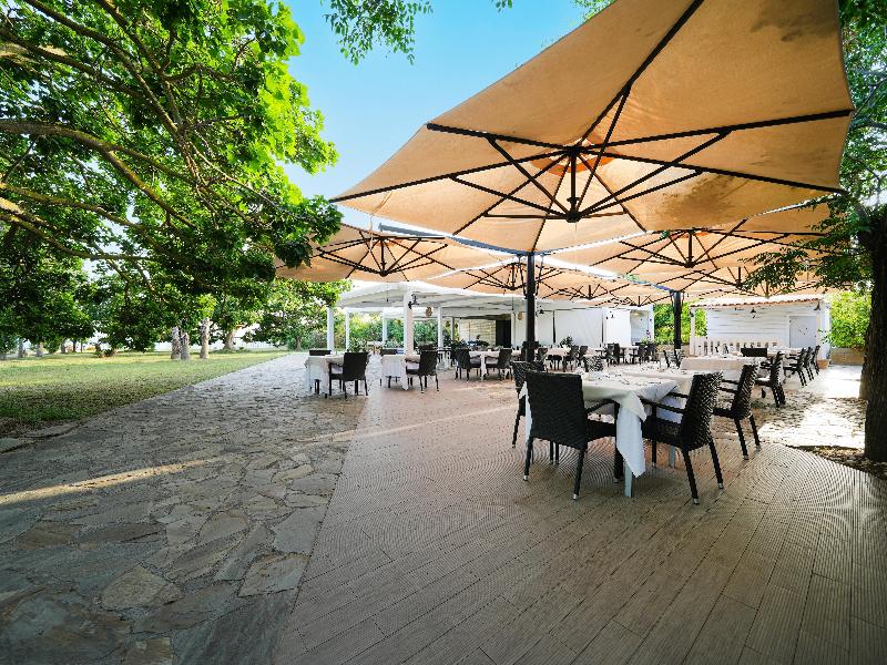 Le Dune Resort BW Signature Collection - Restoran