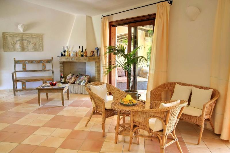 Porto Giunco Residence - Lobi
