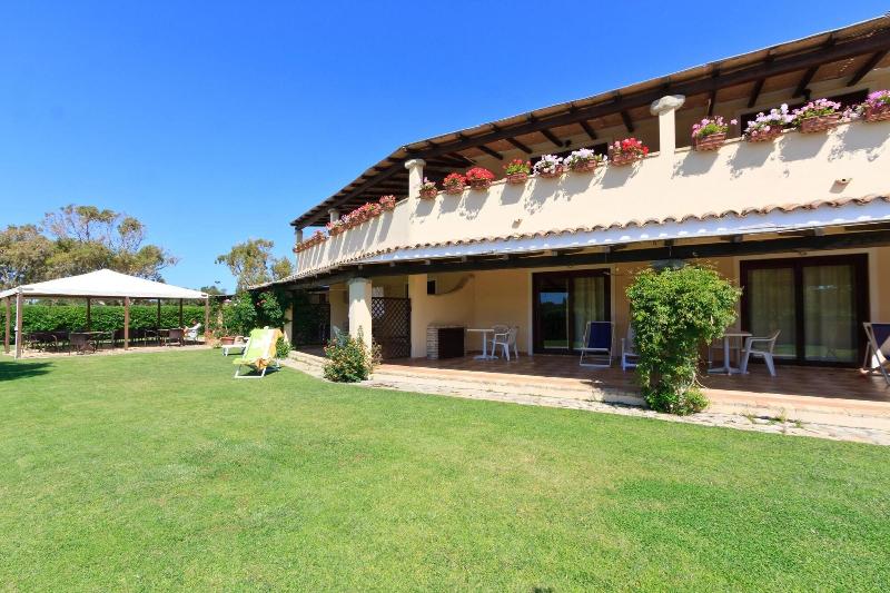 Porto Giunco Residence - Genel
