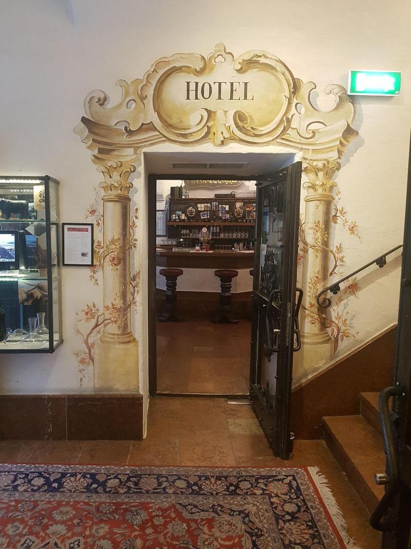 Altstadt Hotel Stadtkrug - Lobi