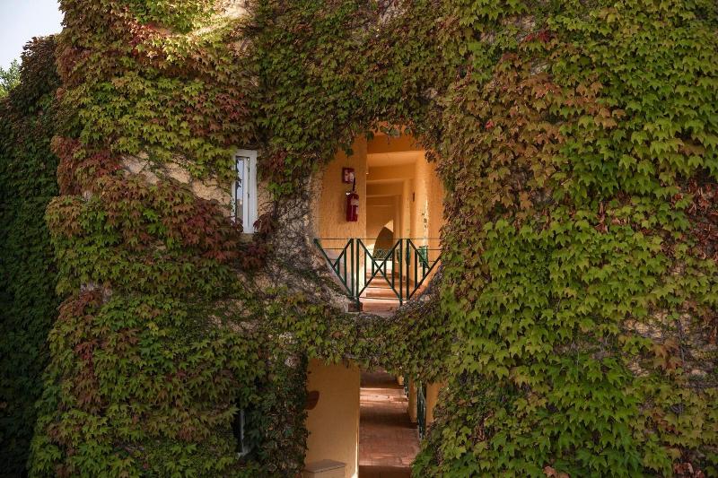 Mangia’s Brucoli Sicily Autograph Collection - Genel