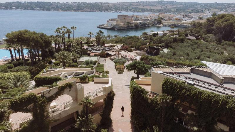 Mangia’s Brucoli Sicily Autograph Collection - Genel
