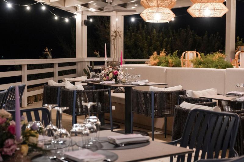 Mangia’s Brucoli Sicily Autograph Collection - Restoran