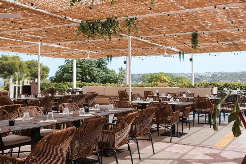 Mangia’s Brucoli Sicily Autograph Collection - Restoran