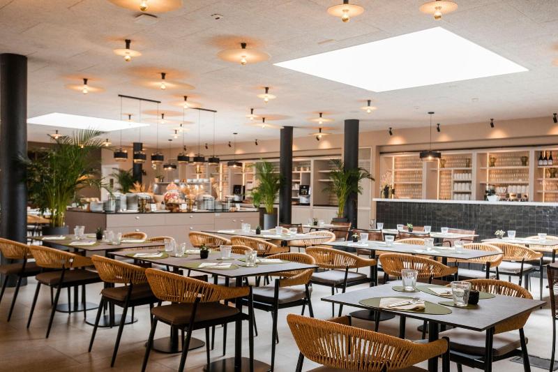 Mangia’s Brucoli Sicily Autograph Collection - Restoran