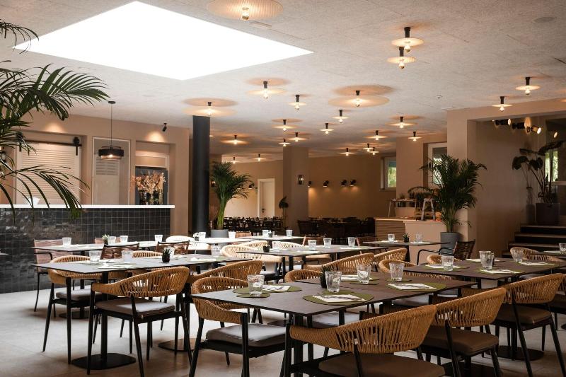 Mangia’s Brucoli Sicily Autograph Collection - Restoran