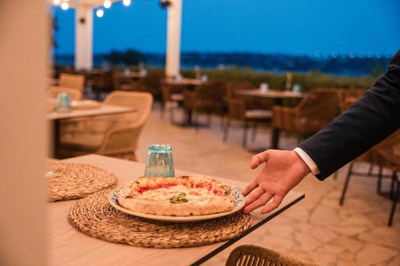 Mangia’s Brucoli Sicily Autograph Collection - Restoran