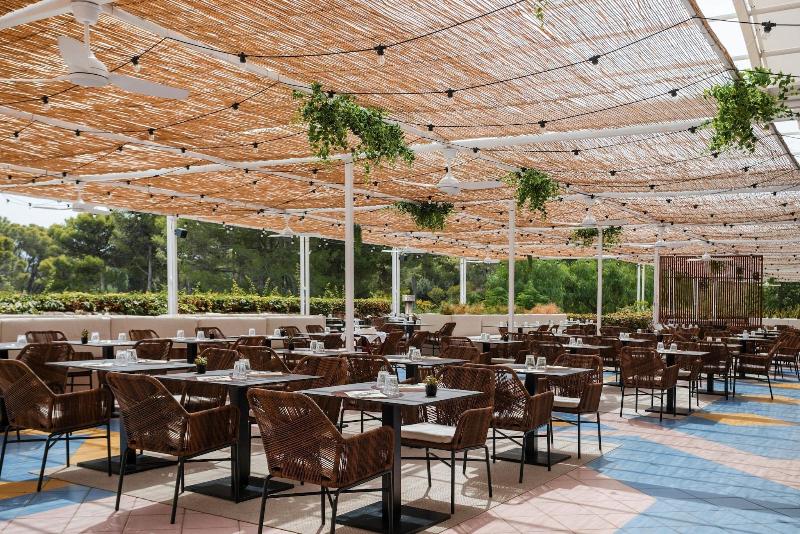 Mangia’s Brucoli Sicily Autograph Collection - Restoran