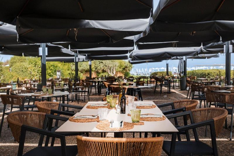 Mangia’s Brucoli Sicily Autograph Collection - Restoran
