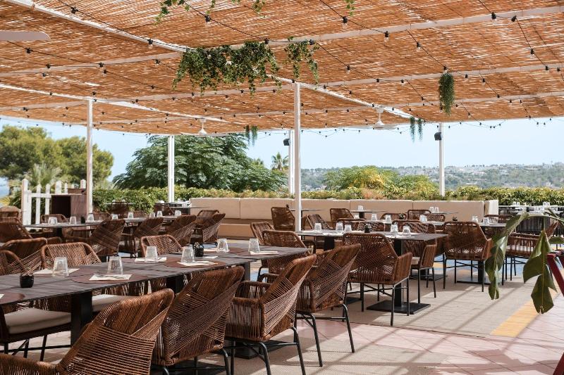 Mangia’s Brucoli Sicily Autograph Collection - Restoran