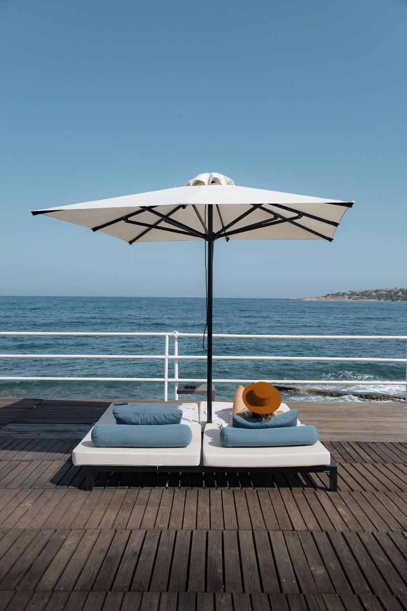 Mangia’s Brucoli Sicily Autograph Collection - Teras
