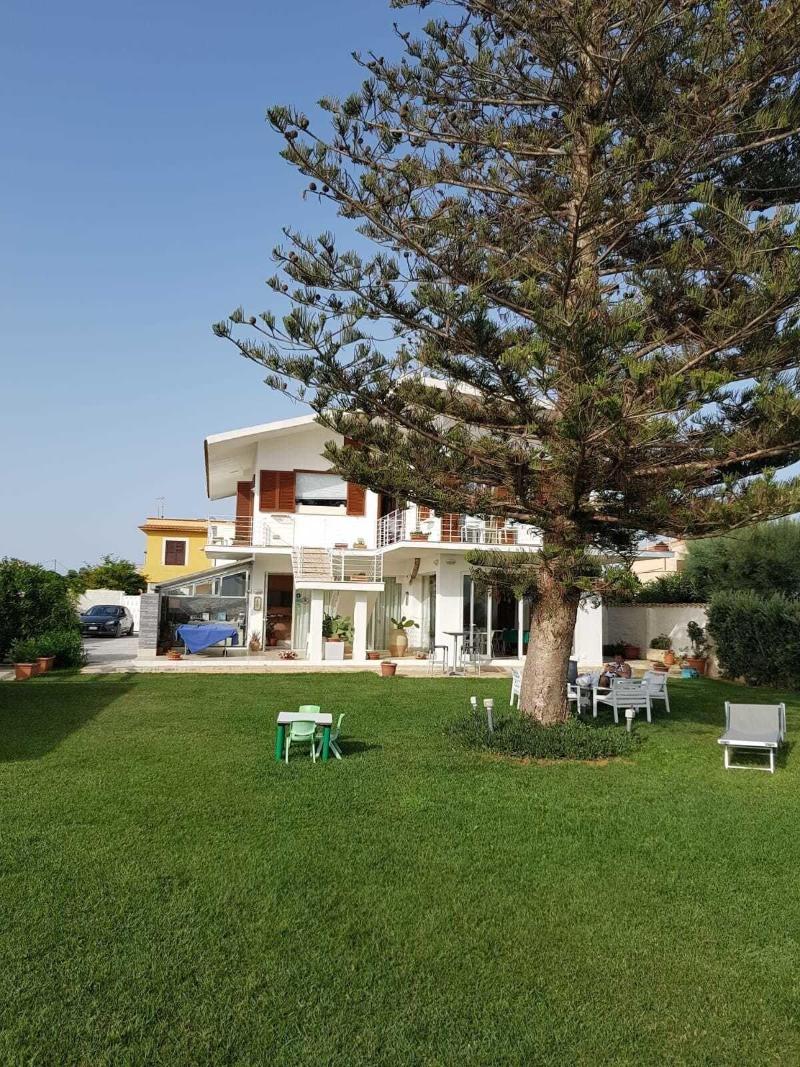 Suite Beach B&B and Club - Genel