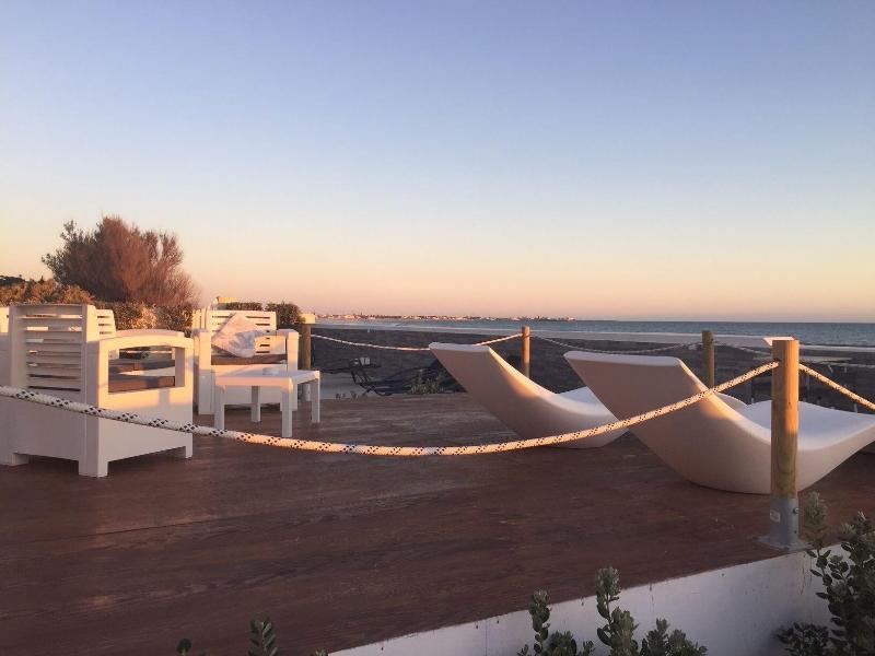 Suite Beach B&B and Club - Teras