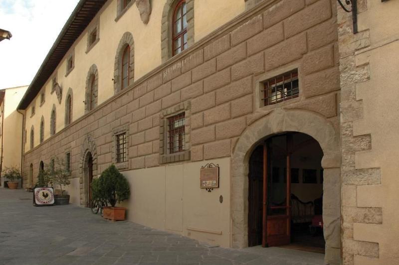 Palazzo Squarcialupi - Genel