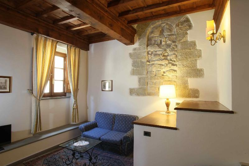 Palazzo Squarcialupi - Oda