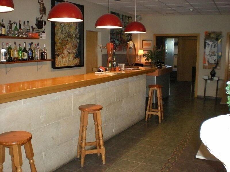 MR - Bar